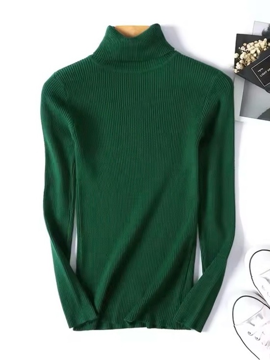 Sweaters - Women’s Green Ribbed Turtleneck Sweater